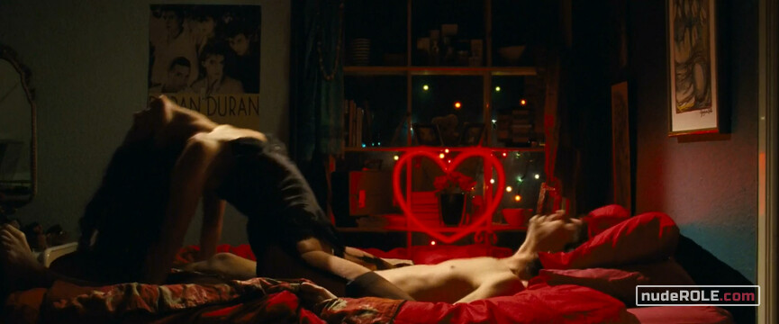 8. Joss nude, Danielle sexy – Killing Bono (2011)