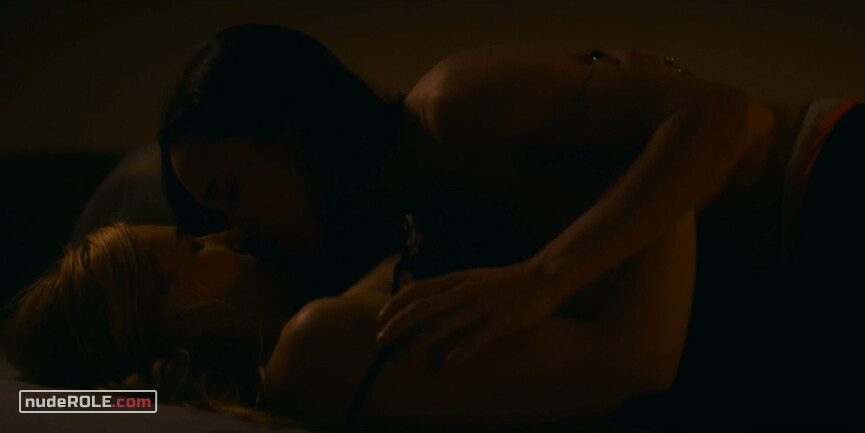 8. Shawna Singleton nude, Claire Duncan sexy – Tales of the City s01e02, e05 (2019)