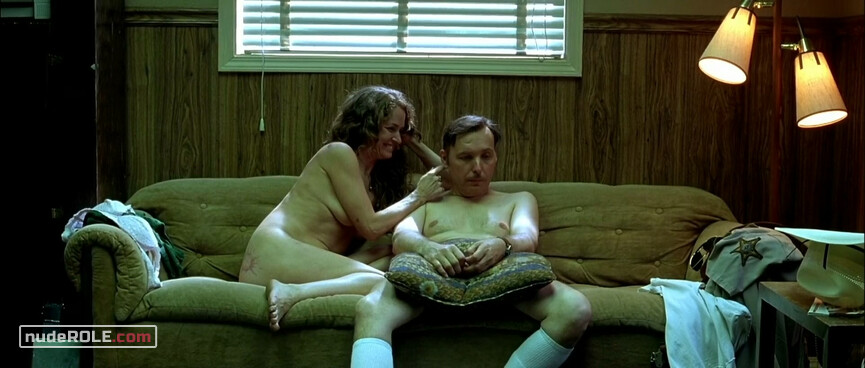1. Lou Ann Norton sexy, Rachel nude – The Three Burials of Melquiades Estrada (2005)