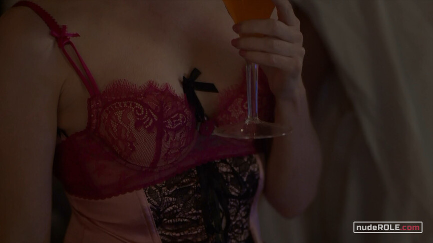 4. Erica nude, Joanie Lockhart sexy – The Affair s05e04 (2019)