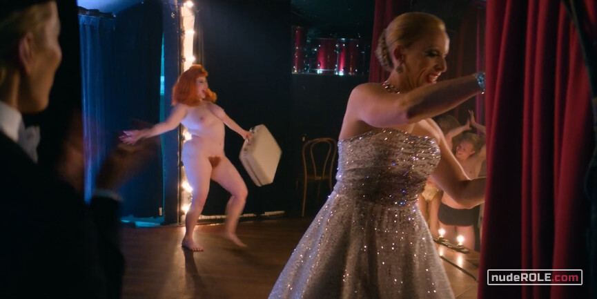 4. Sandy Devereaux St. Clair sexy, The Fabulous Imelda nude – GLOW s03e09 (2019)