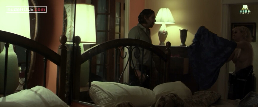 5. Phyllis Wepner nude, Girl in Motel Girl nude – The Brawler (2019)