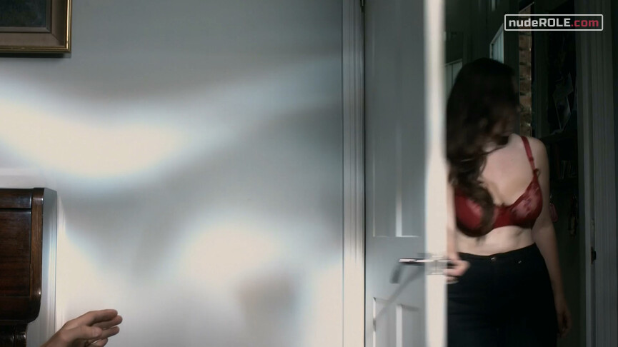 5. Woman in Alley nude, Olga sexy – Rupert, Rupert & Rupert (2019)
