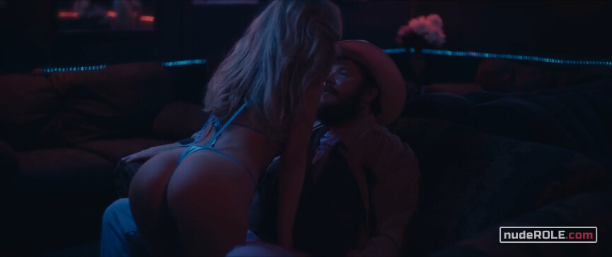 6. Sybil Rosen sexy, Austin Stripper sexy – Blaze (2018)