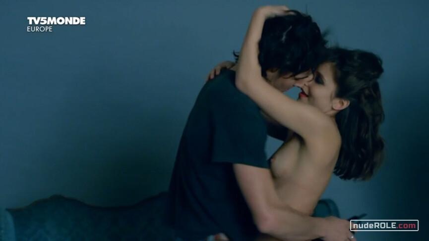 8. Marie Voisin nude, Escort Girl nude – La Source s01e02-03 (2013)