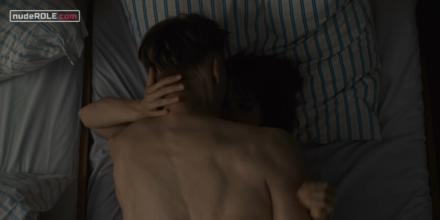 2. Hannah Kahnwald nude – Dark s03e04 (2020)