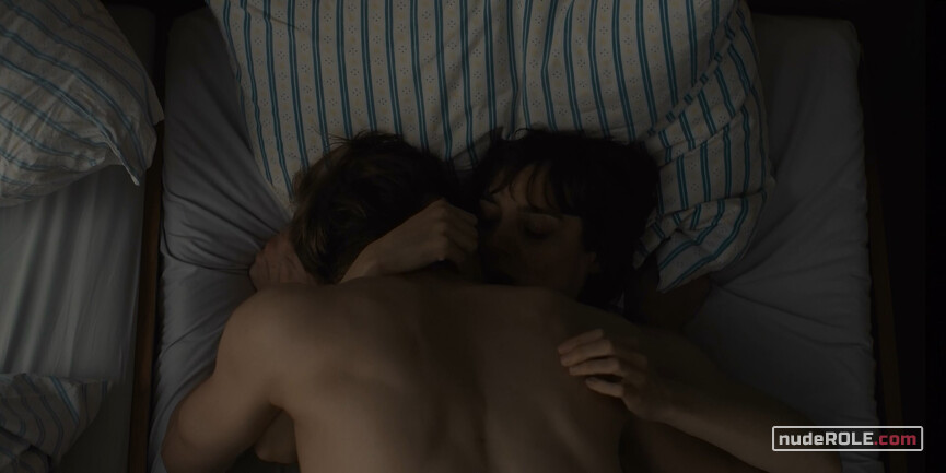 7. Hannah Kahnwald nude – Dark s03e04 (2020)