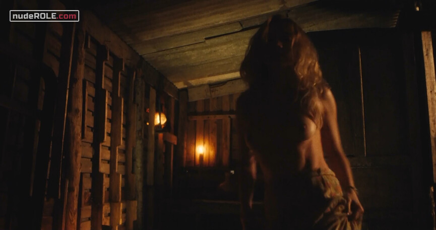 8. Ângela Souto nude – Magnifica 70 s03e01e03e04e09 (2018)