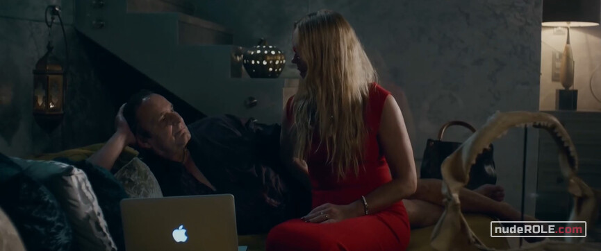 2. SOLIS Director nude – Scumbag (2020)