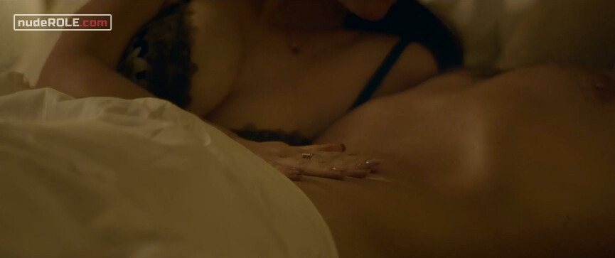 2. Emi nude – Scumbag (2020)