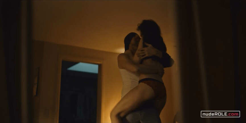 7. Holly nude, Margot sexy – The Twelve s01e01e03e05e06 (2019)