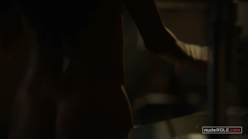 6. Dulce nude – L.A.'s Finest s02e01 (2020)
