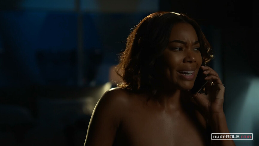 7. Dulce nude – L.A.'s Finest s02e01 (2020)