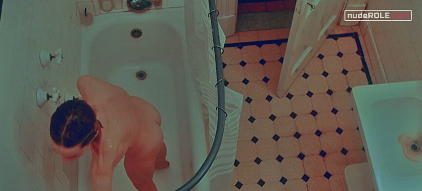 3. Giovane Spettatrice nude, Danzatrice nude, Antonella sexy – Abrakadabra (2018)