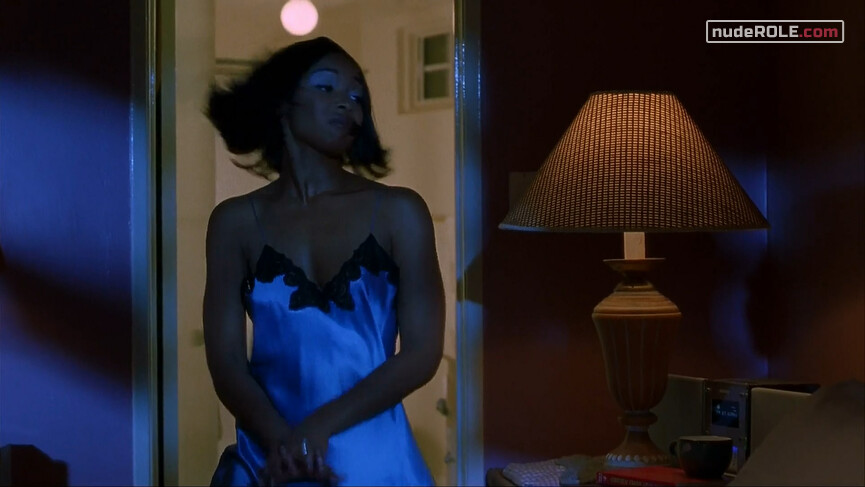 15. Sandra the Temp sexy, Denise Johnson sexy, BeBe Fales sexy, Sheila West sexy, Jesse Caldwell sexy – The Brothers (2001)