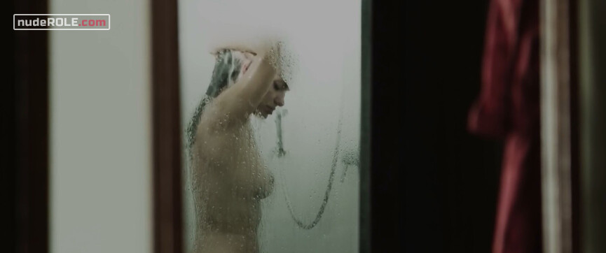 1. Rita nude, Blanca nude – Agua dos porcos (2020)