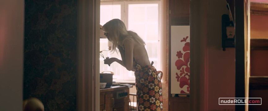 18. Inger Weile nude, Lillian nude – Sex, Drugs & Taxation (2013)