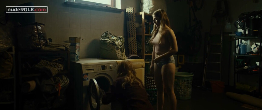 5. Kowalska nude, Ewa Nowak sexy – Eastern (2019)