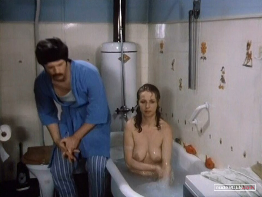 8. Monika Pickel nude – Der falsche Pass für Tibo (1979)