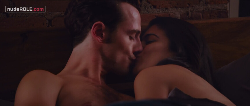 15. N nude – Big Dogs s01e01e02e04 (2020)