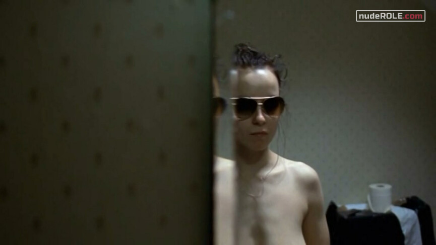 10. Morvern Callar nude, Lanna Phimister nude – Morvern Callar (2002)
