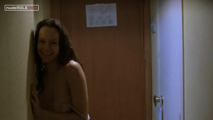 14. Morvern Callar nude, Lanna Phimister nude – Morvern Callar (2002)