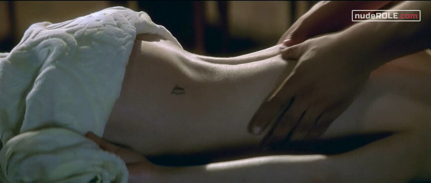 6. Judith Moore nude – Living Out Loud (1998)
