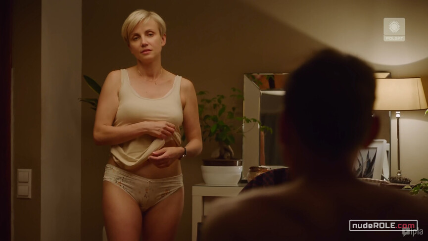 18. NA nude, Marta sexy, Ada Michalska sexy – Zawsze warto s01e01 (2019)