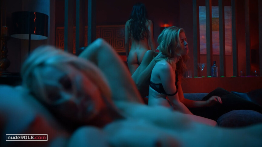 16. Lyn nude, Emma nude, Harper nude – Vida s02e01 (2019)
