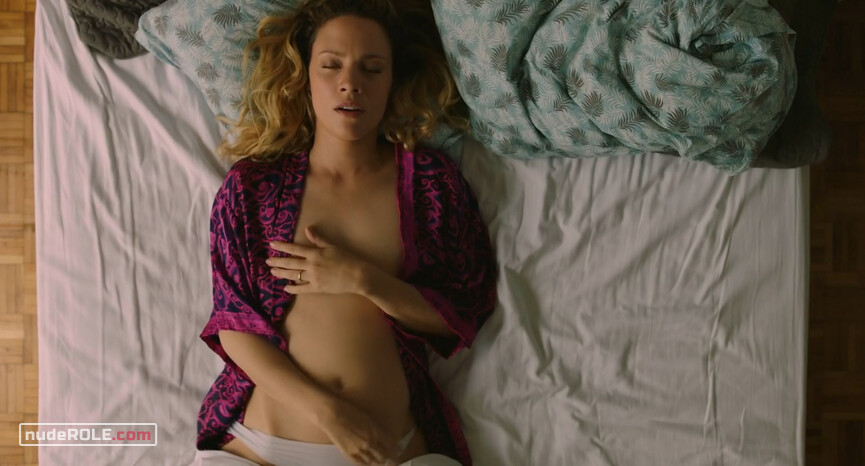 3. Adele nude, Mathilde sexy – Where We Go from Here (2019)