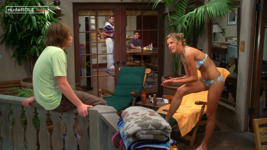 11. Chelsea sexy, Gail sexy – Two and a Half Men s07e08 (2009) #2