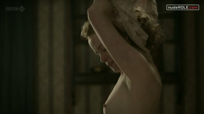 14. Helen Giniver nude, Kay Langrish nude, Julia Standing nude – The Night Watch (2011)