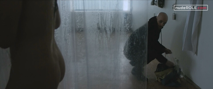 4. Sofia nude, Lena nude – Vultures (2018)
