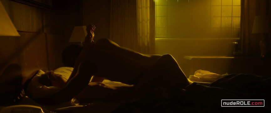 3. Lana nude, Rosalinda nude – Dragged Across Concrete (2018)