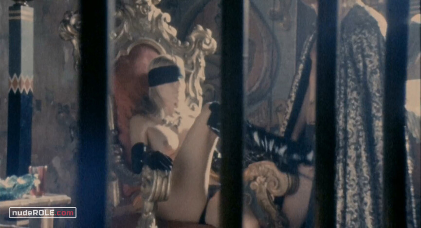 3. Anita Pallenberg nude, Anna Wohlin nude – Stoned (2005)