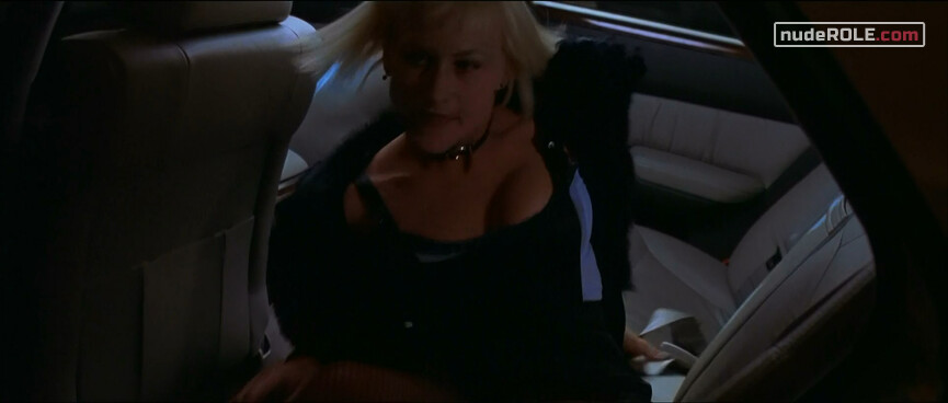 17. Peggy Blane nude, Sandra Dunmore sexy – Goodbye Lover (1998)