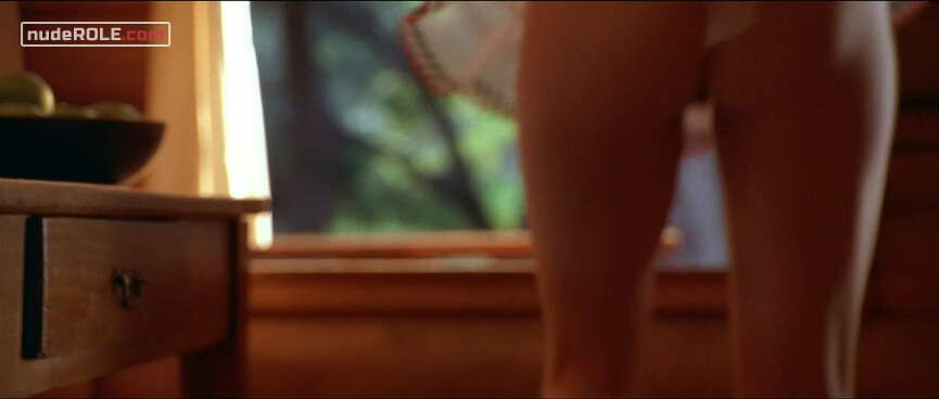21. Peggy Blane nude, Sandra Dunmore sexy – Goodbye Lover (1998)