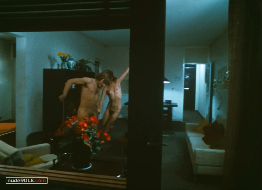 2. Marianne nude, Julia nude, Elly nude – Blue Movie (1971)
