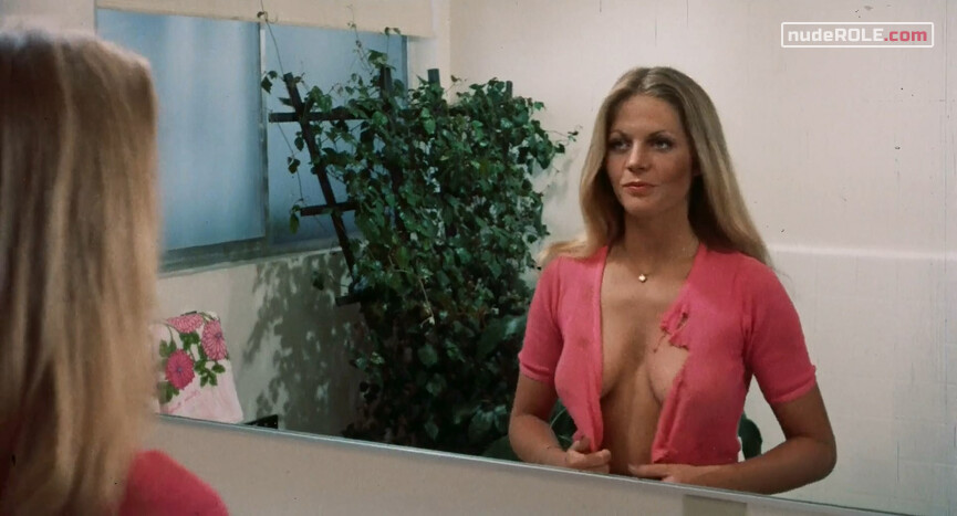8. Bonnie nude, Geraldine Mills nude – Pets (1974)