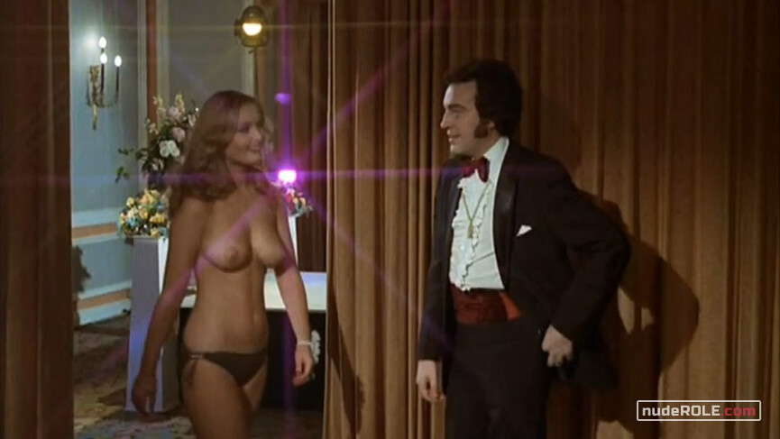 2. Millie nude, Sandra nude, Anne nude – Confessions from the David Galaxy Affair (1979)