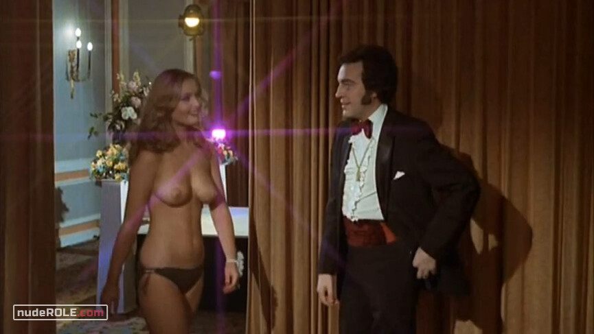 2. Millie nude, Sandra nude, Anne nude – Confessions from the David Galaxy Affair (1979)