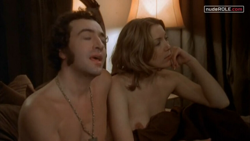 8. Millie nude, Sandra nude, Anne nude – Confessions from the David Galaxy Affair (1979)