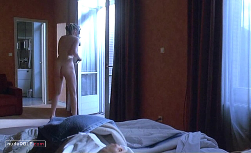 8. Pauline nude – Tout est calme (2000)