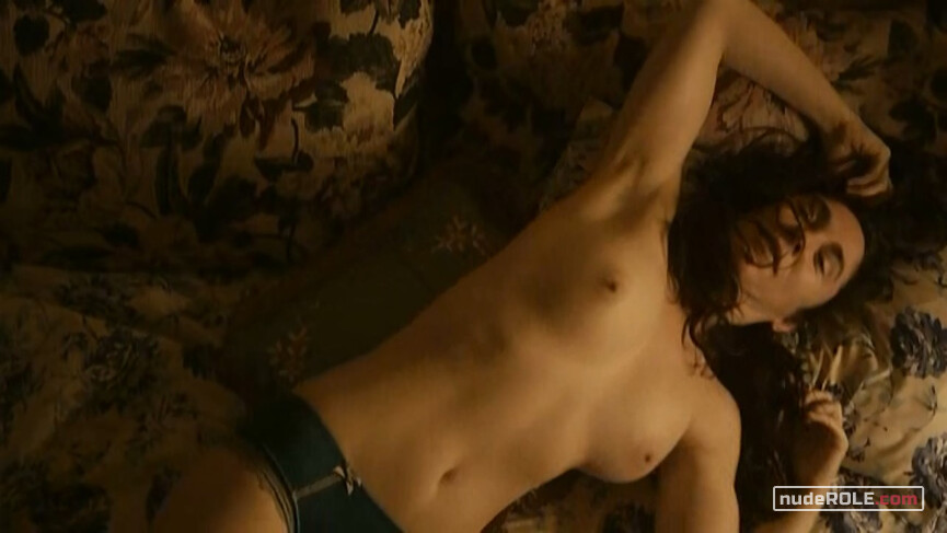 12. Emilia nude, Blanca nude – Bonsai (2009)