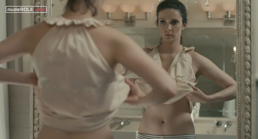 4. Caroline nude, Jackie sexy – Caroline and Jackie (2012)