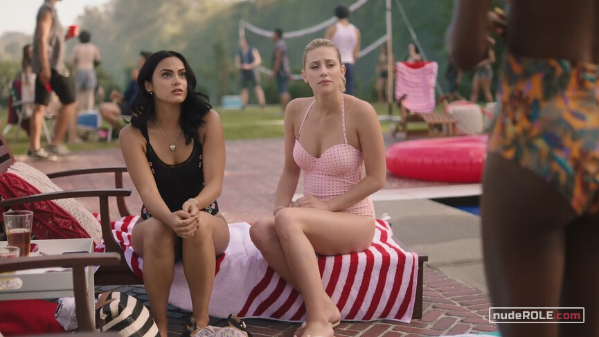 10. Veronica Lodge sexy, Penny Peabody sexy, Cheryl Blossom sexy – Riverdale s03e01 (2018)