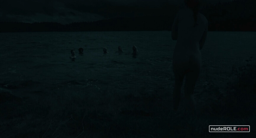 5. Gina Moen nude, Ida nude, Camilla nude – All Must Die (2019)