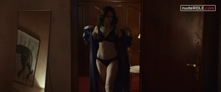 19. Annabelle nude, Suor Giuseppina nude, Mariangela nude – The Ruthless (2019)