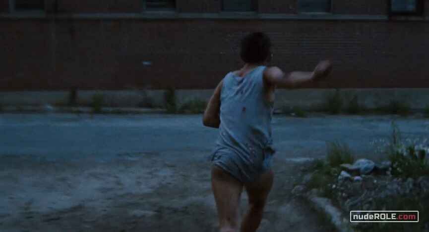 2. Anna nude, La Suppliciée nude – Martyrs (2008)