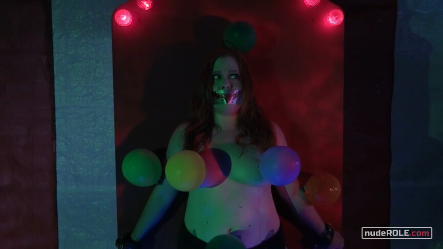 2. Satchel nude, Bambi Fawn Taylor nude, Savanna Dane nude – Clownado (2019)